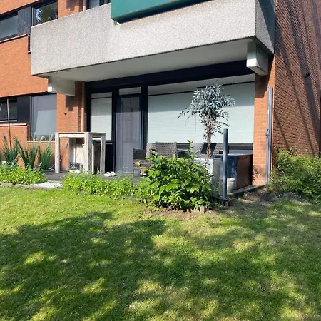 Moderne 2-zimmer-wohnung Mit Garten شقة