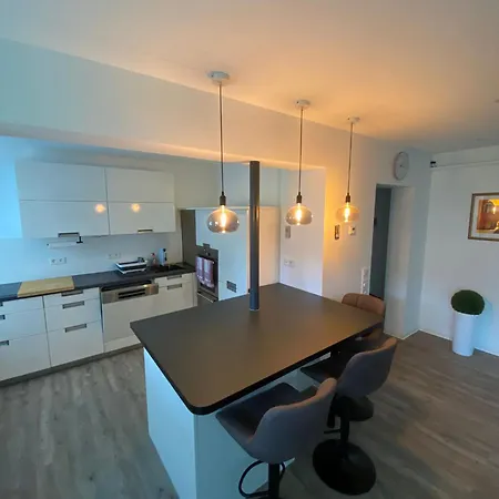 شقة Moderne 2-zimmer-wohnung Mit Garten هانوفر